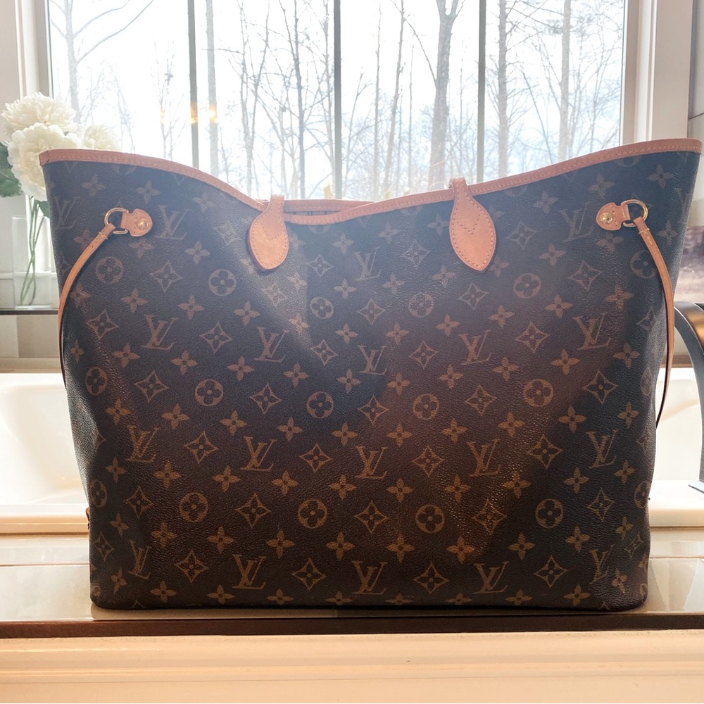 Louis Vuitton Neverfull GM Monogram Canvas